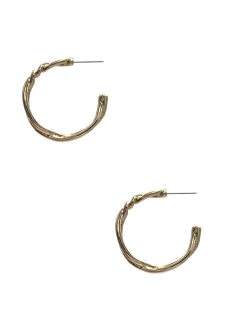 METAL TWIST HOOP EARRING