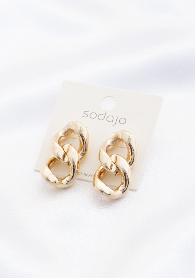 SODAJO CURB LINK DANGLE EARRING