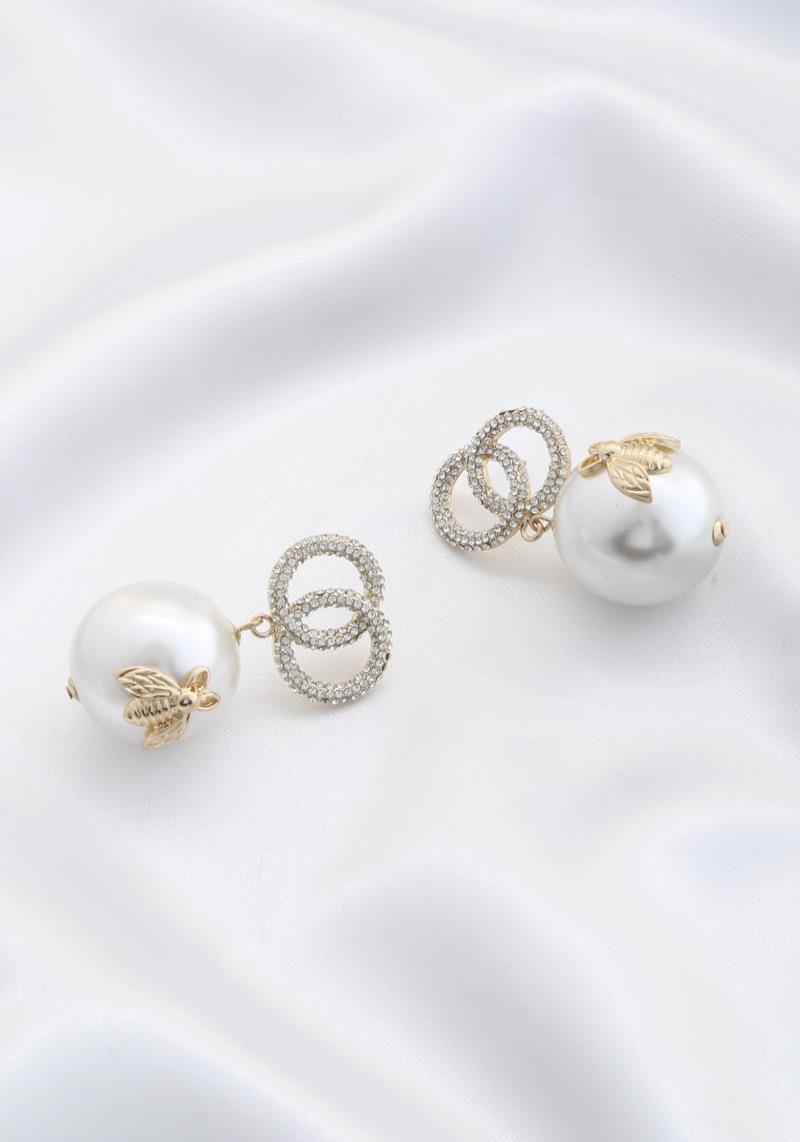 DOUBLE CIRCLE PEARL DANGLE EARRING