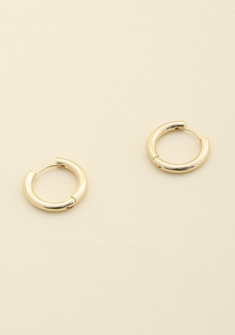 SOLID METAL HOOP EARRING