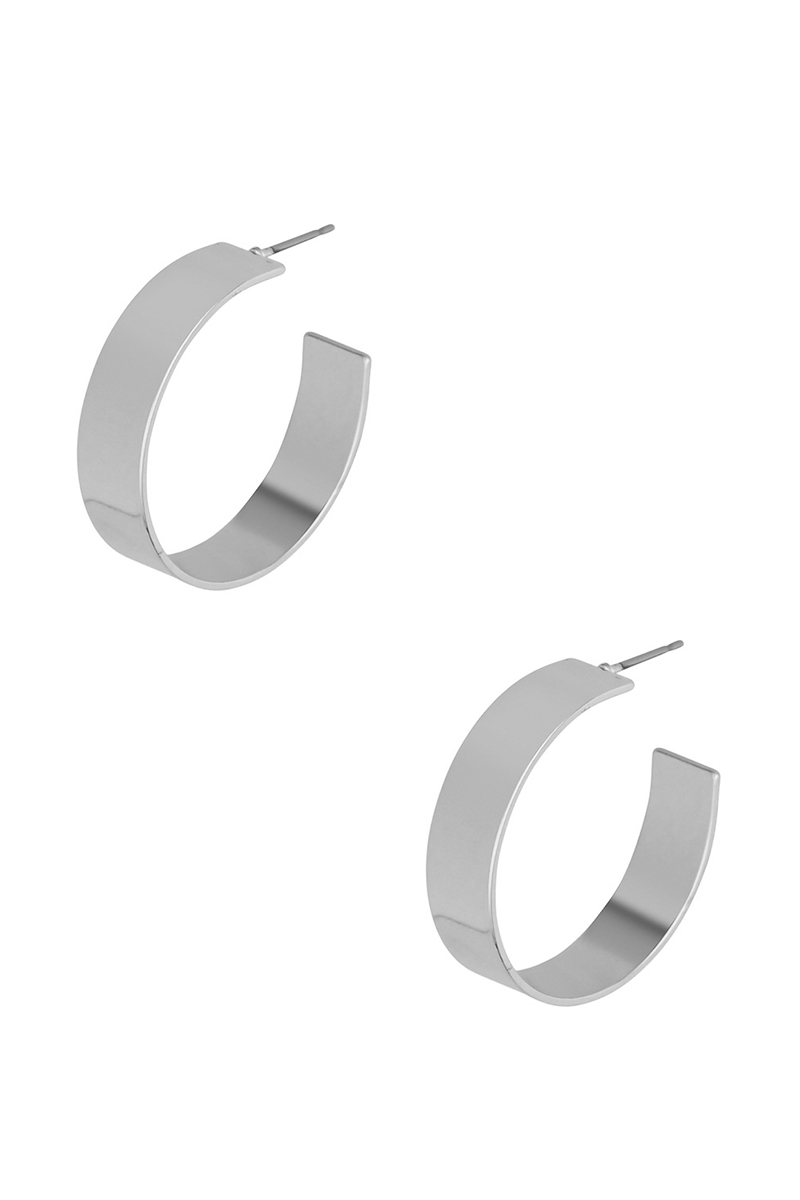 FLAT METAL 1 1/8 INCH HOOP EARRING