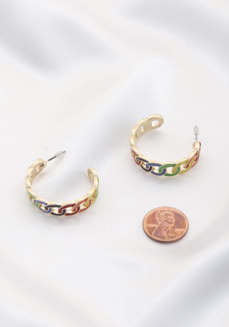 COLORFUL CURB LINK OPEN CIRCLE EARRING