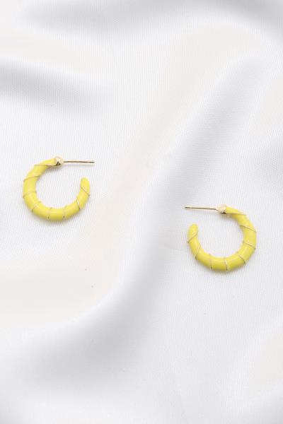 COLOR METAL OPEN HOOP EARRING