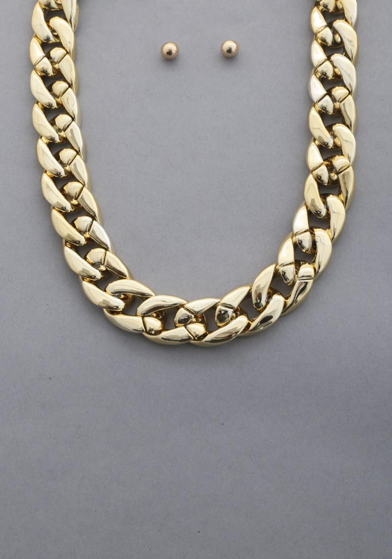 CURB LINK CCB NECKLACE
