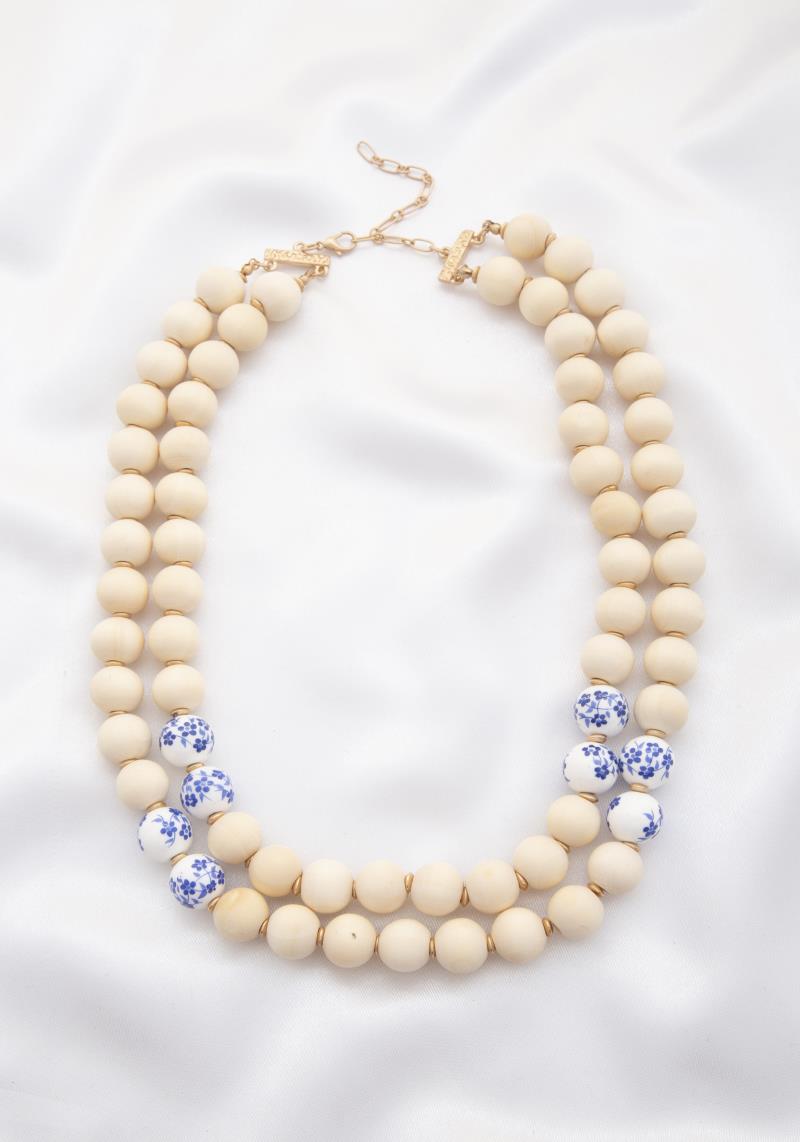 FLORAL PATTERN WOOD BEAD NECKLACE
