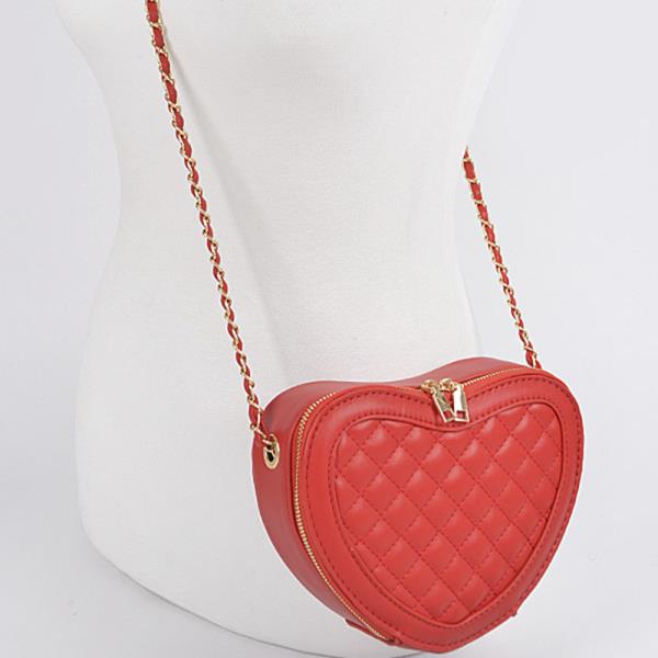 QUILTED HEART SHAPE CROSSBODY BAG