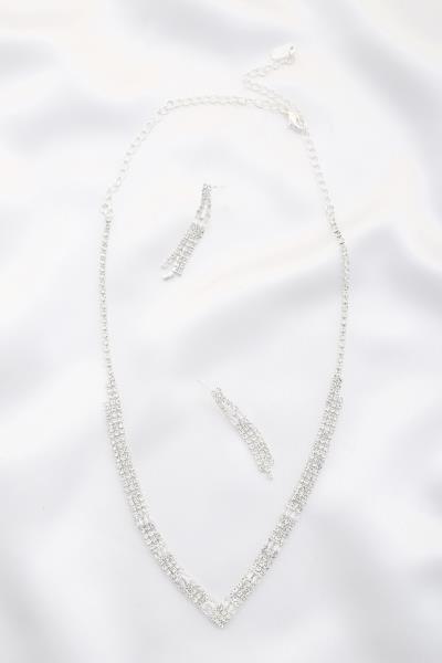 V SHAPE RHINESTONE NECKLACE