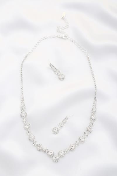 ROUND CRYSTAL NECKLACE