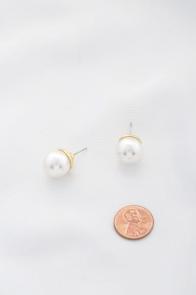 PEARL STUD EARRING