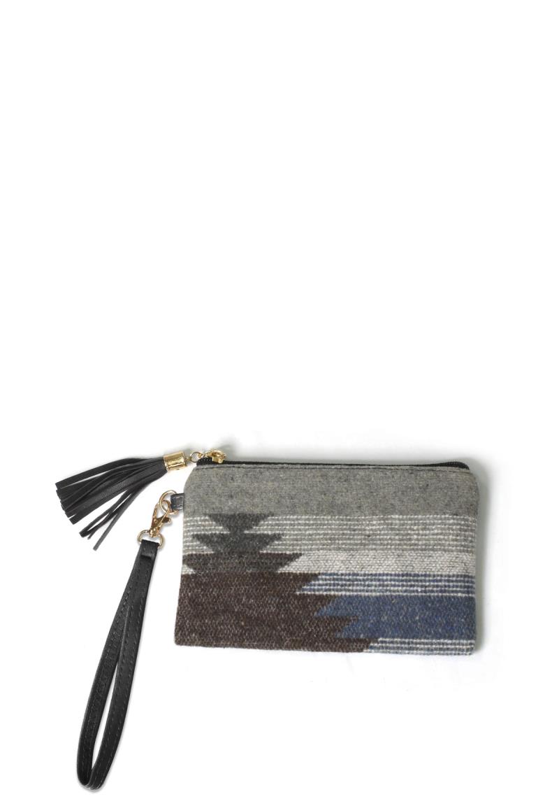 AZTEC PATTERN CLUTCH WITH WRISTLET