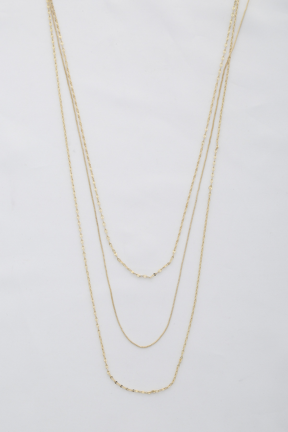 DAINTY LAYERED METAL NECKLACE