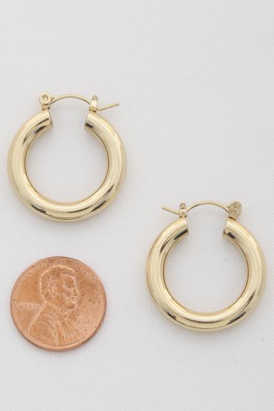 METAL HOOP EARRING