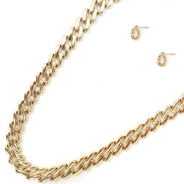 RECTANGLE LINK METAL NECKLACE