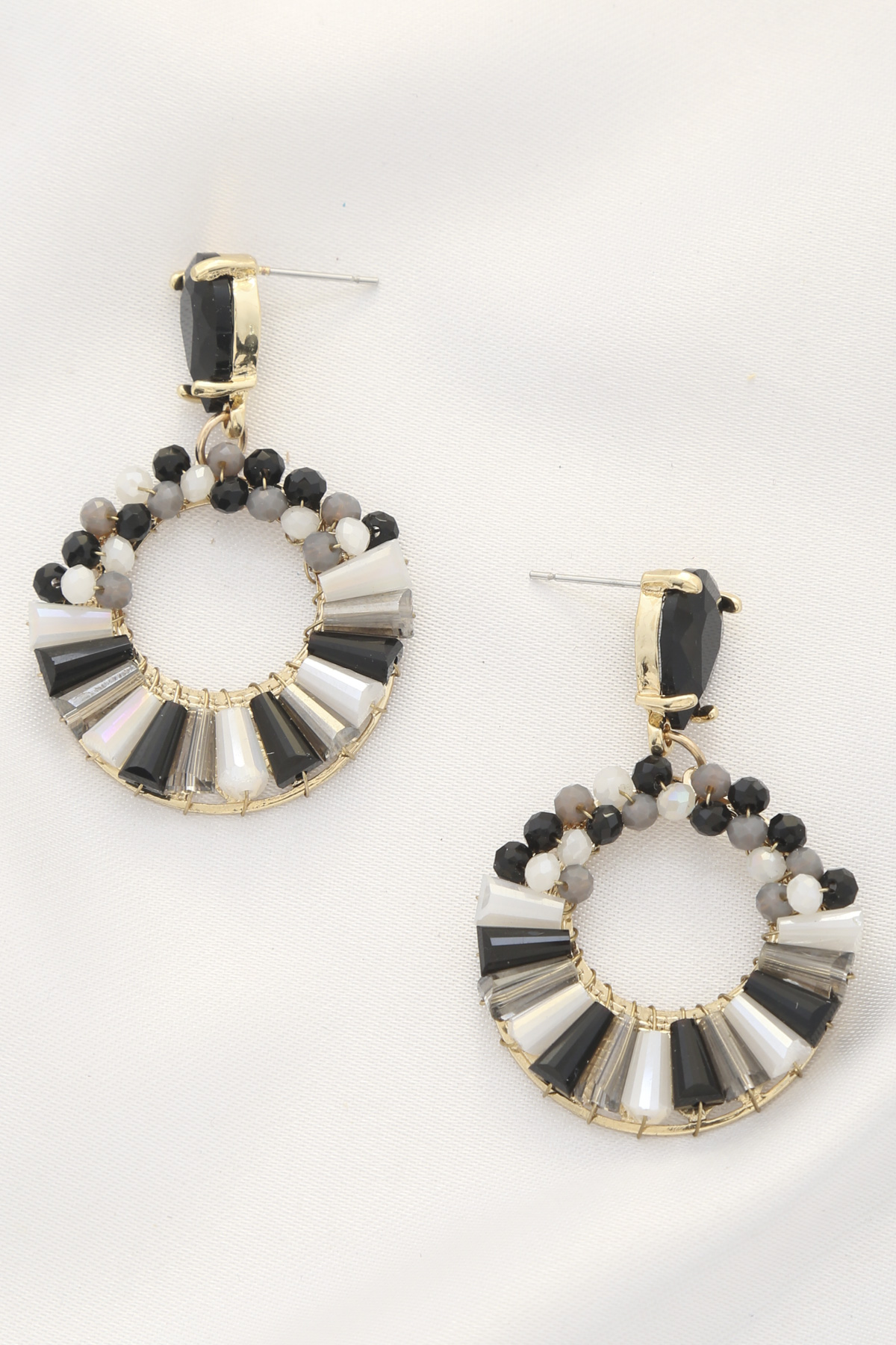 ROUND BEADED DANGLE EARRING