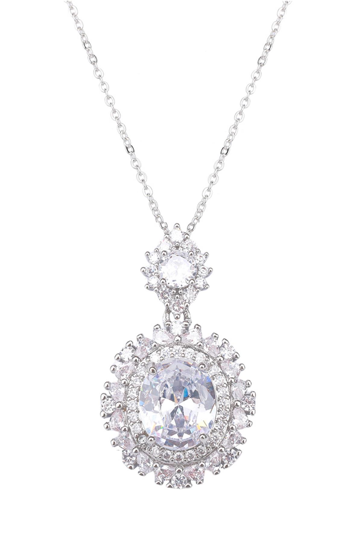 CRYSTAL OVAL PENDANT NECKLACE