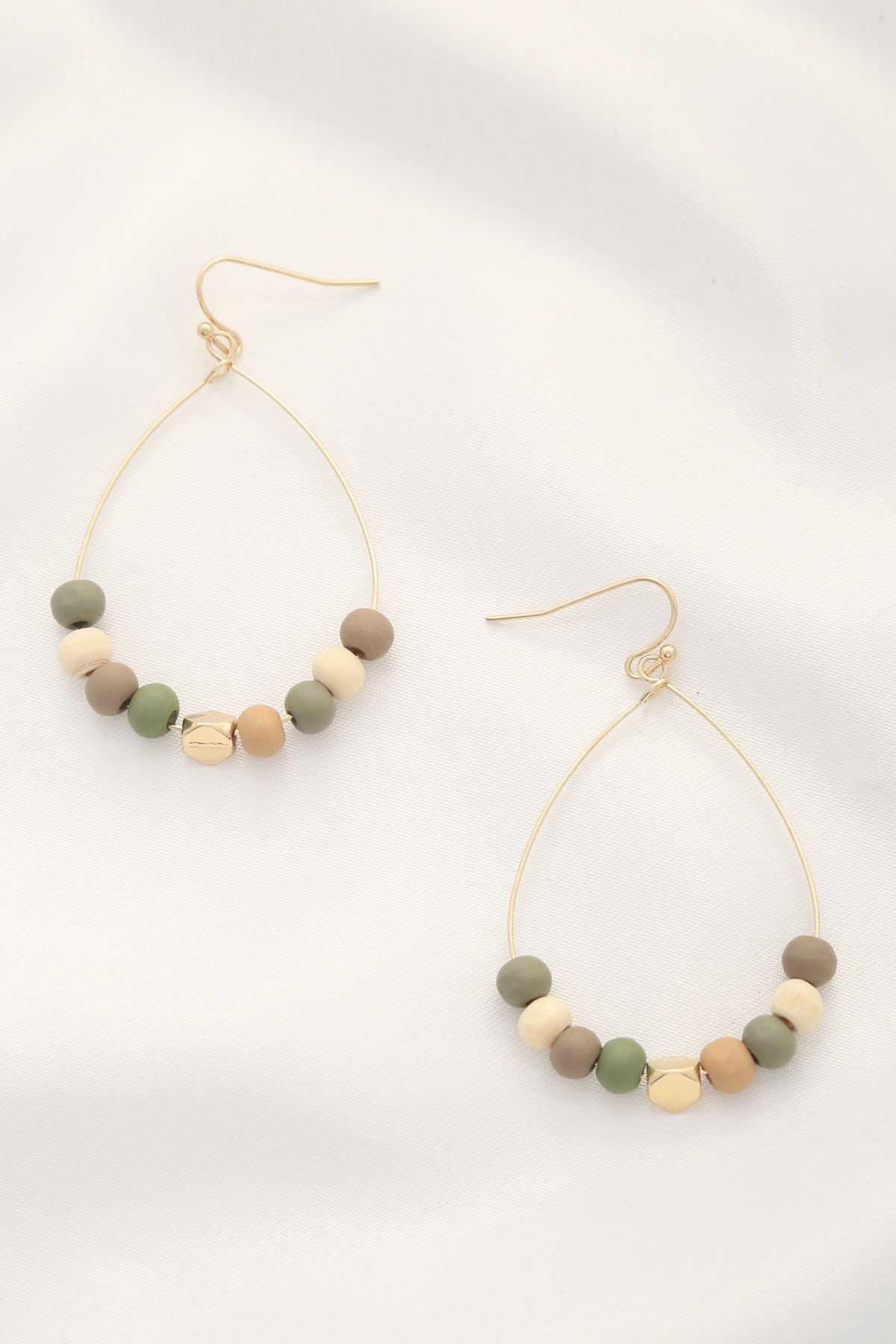 WOOD BEAD TEARDROP DANGLE EARRING