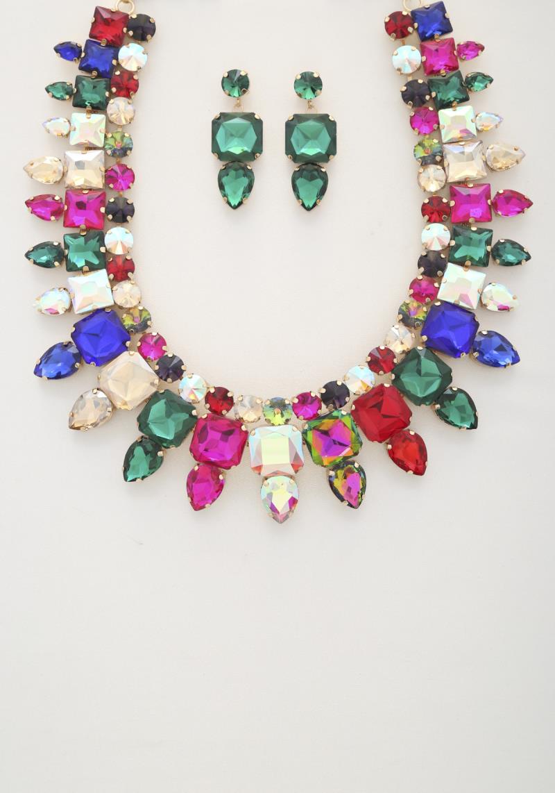 TEARDROP SQUARE CRYSTAL STATEMENT NECKLACE