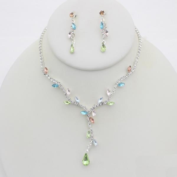 TEARDROP WAVY RHINESTONE NECKLACE