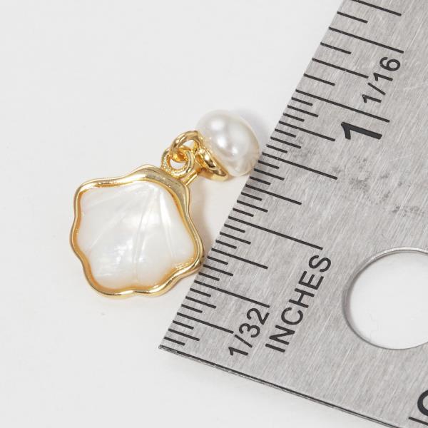 SEASHELL PEARL DANGLE EARRING