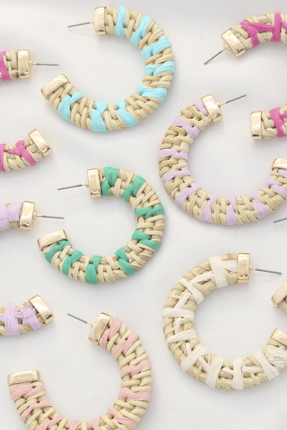 WOVEN RAFFIA OPEN HOOP EARRING