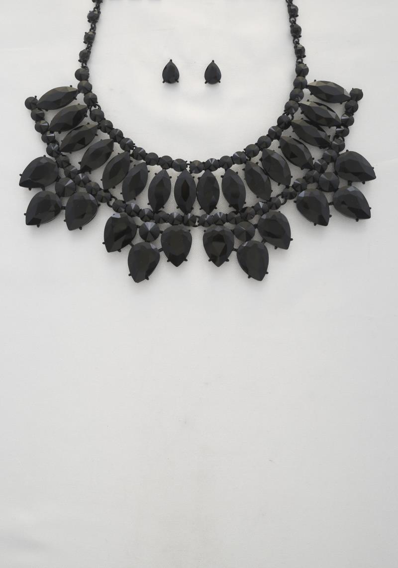 MARQUISE PATTERN RHINESTONE NECKLACE