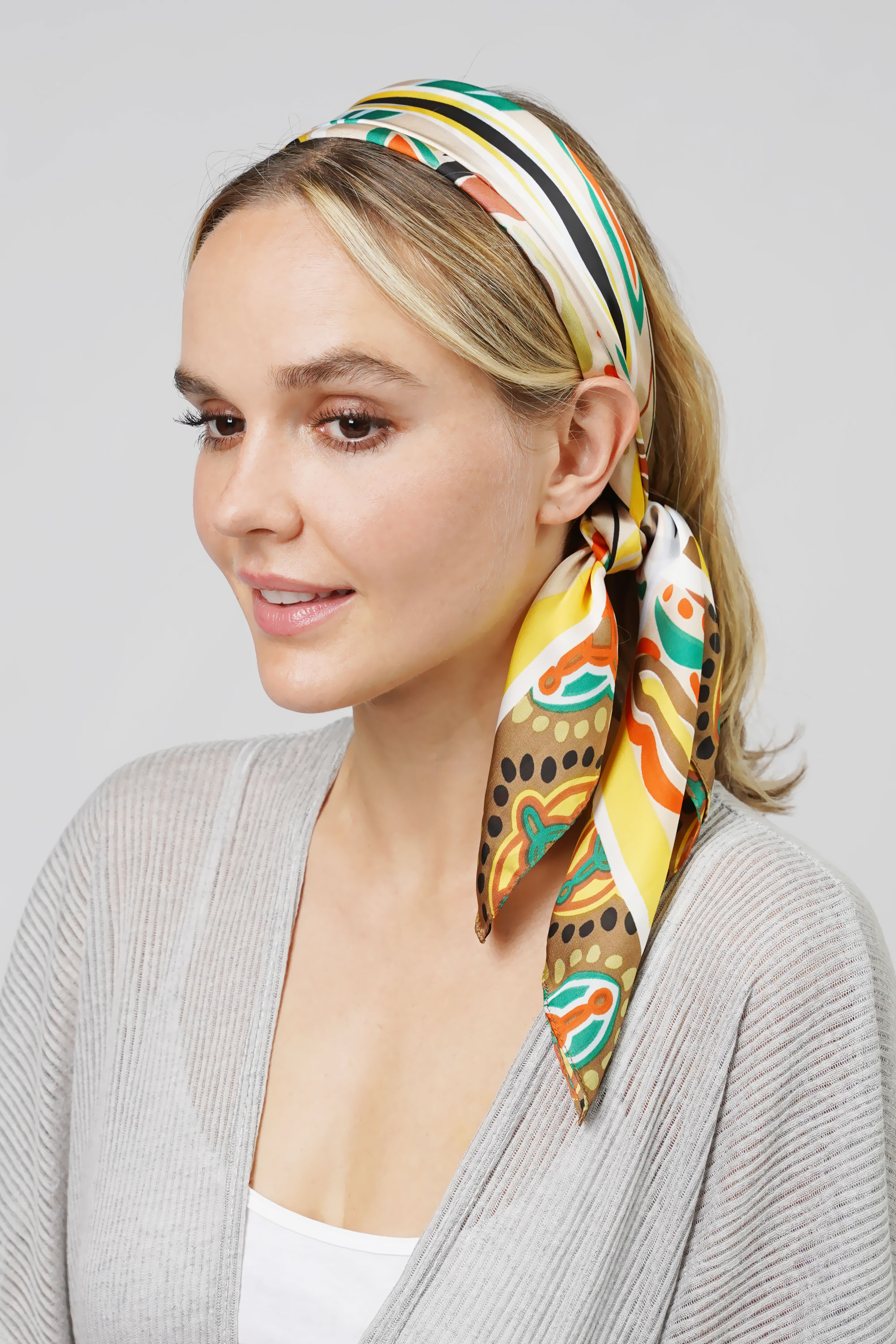 ABSTRACT PRINT SATIN SCARF