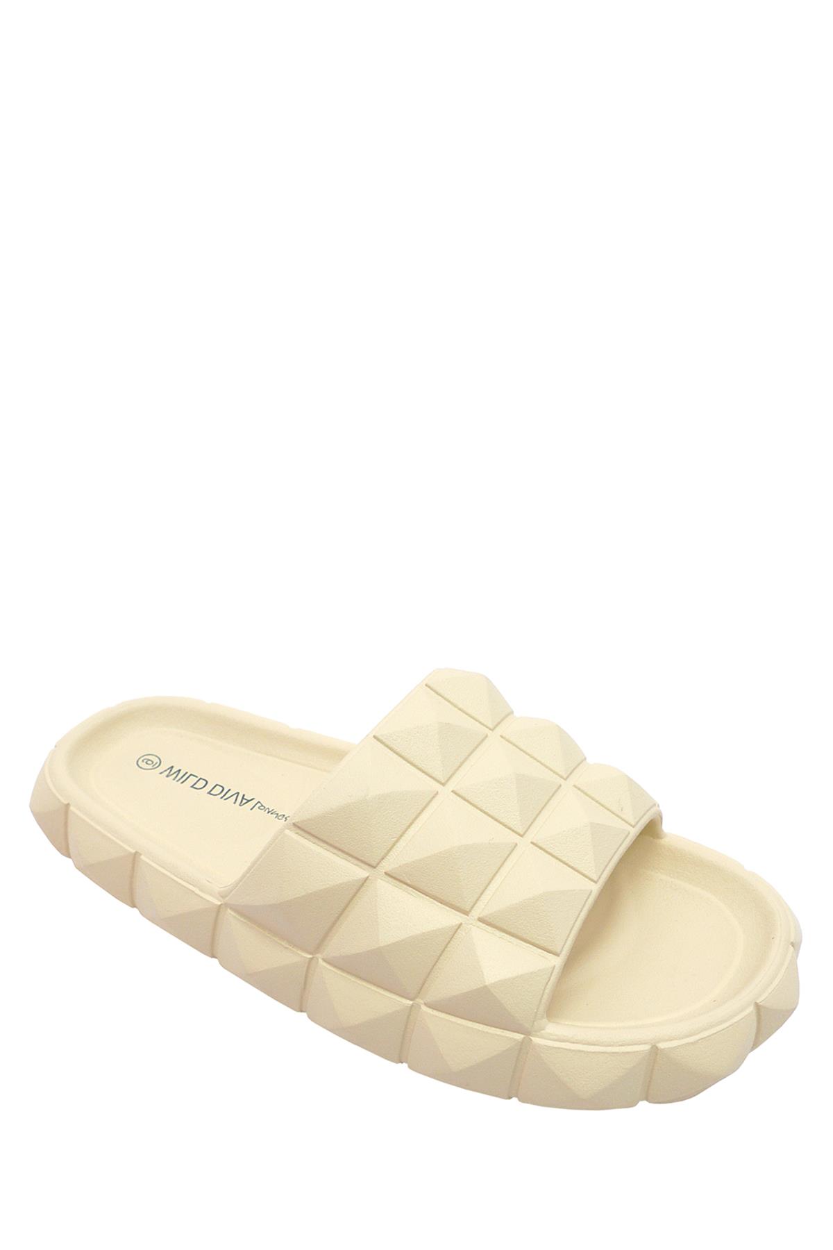 SPIKE DESIGN SLIPPER 18 PAIRS