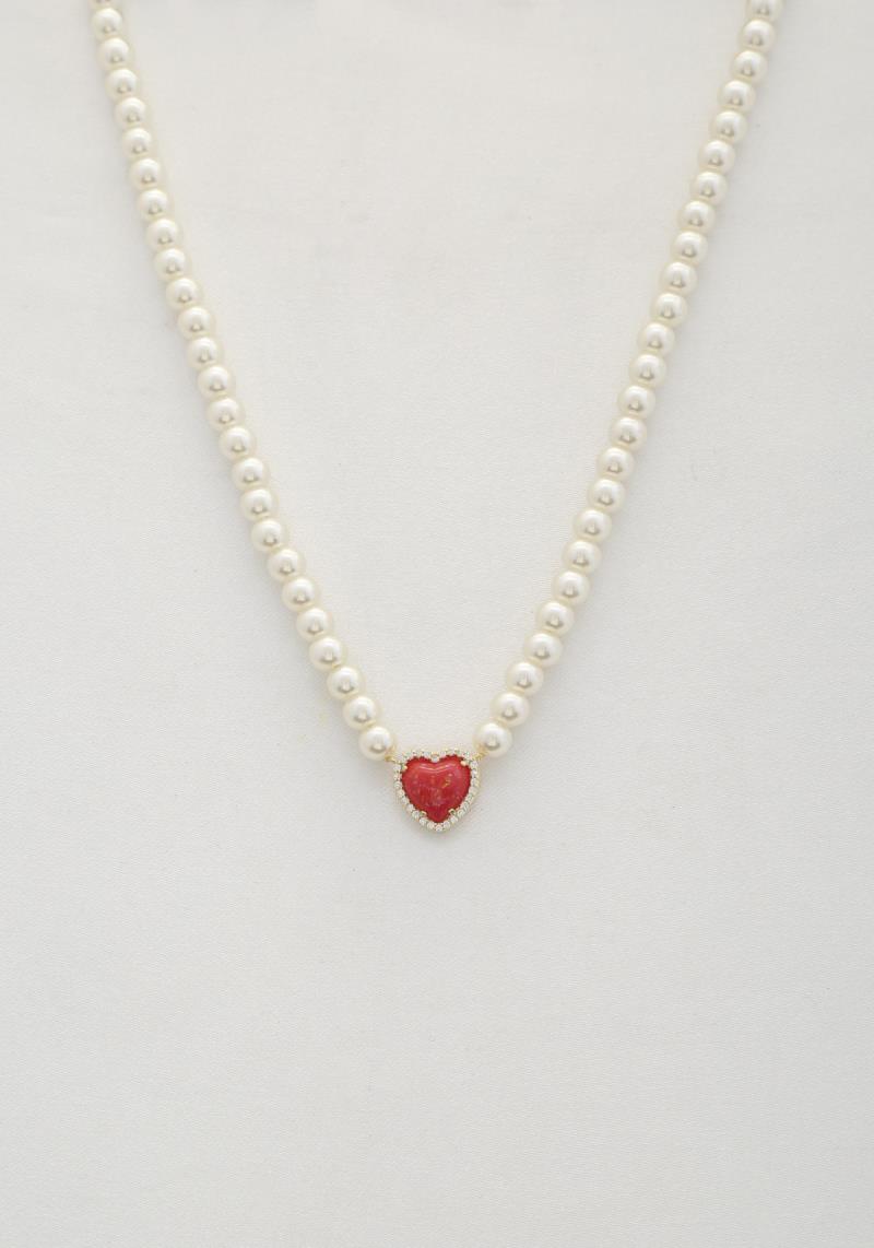 HEART CHARM PEARL BEAD NECKLACE