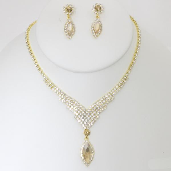 MARQUISE CRYSTAL V SHAPE NECKLACE