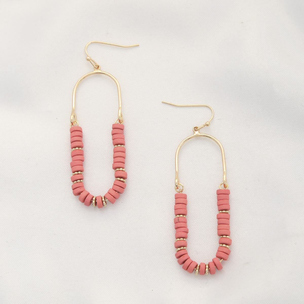 WOOD DISC BEAD OVAL DANGLE EARRING