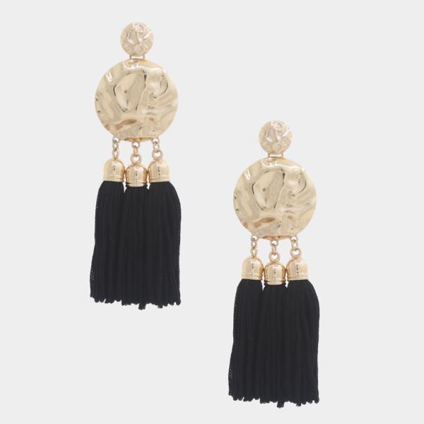 HAMMERED DISC TRIPLE TASSEL DANGLE EARRING