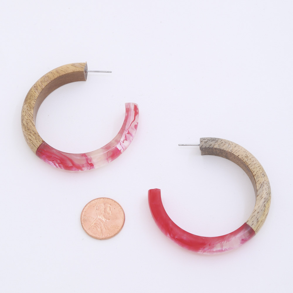 MARBLE WOOD OPEN CIRCLE EARRING