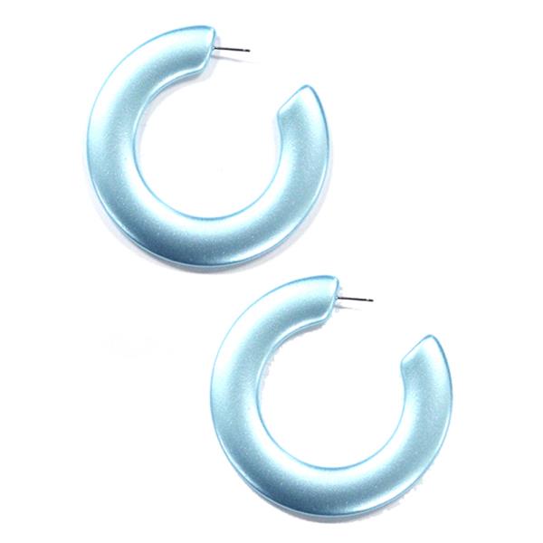 COLOR METAL 3D HOOP EARRING