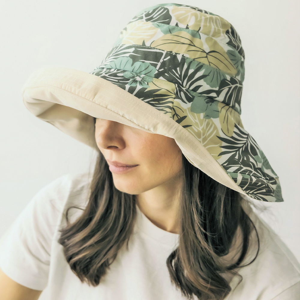 TROPICAL PRINT REVERSIBLE & ADJUSTABLE BUCKET HAT