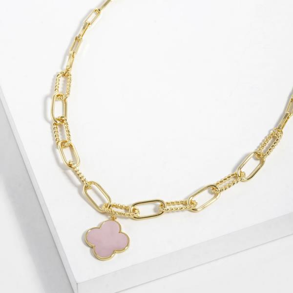 CLOVER OVAL LINK NECKLACE