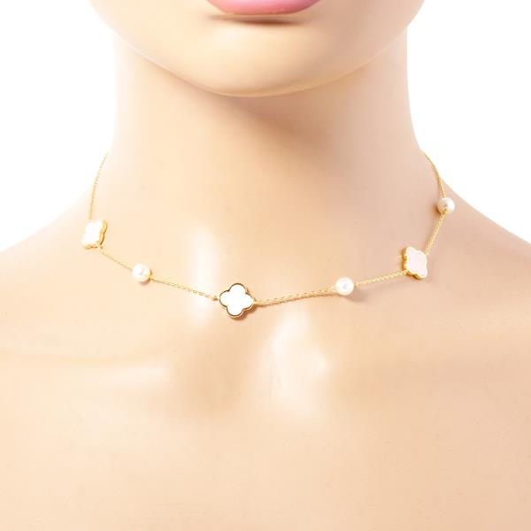 CLOVER PEARL BEAD NECKLACE