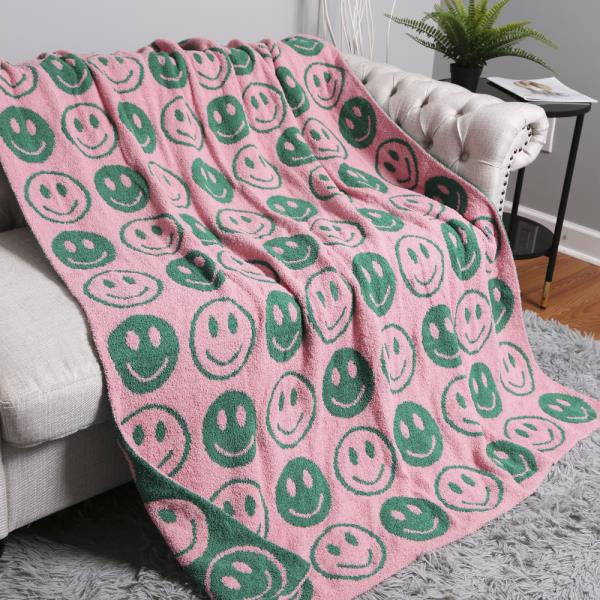 SMALL HAPPY FACE THROW BLANKET