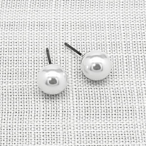 8MM PEARL BEAD EARRING