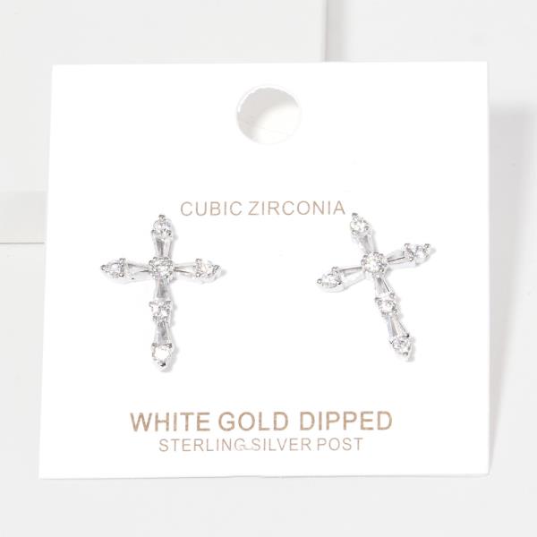 CROSS STUD EARRING