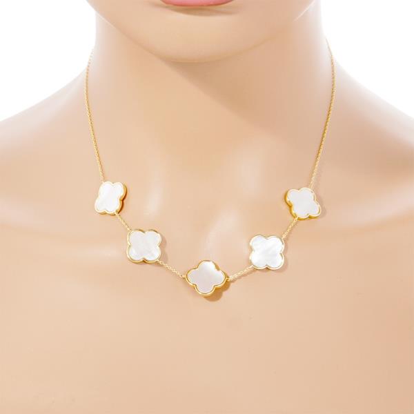 CLOVER CHARM STATION NECKLACE