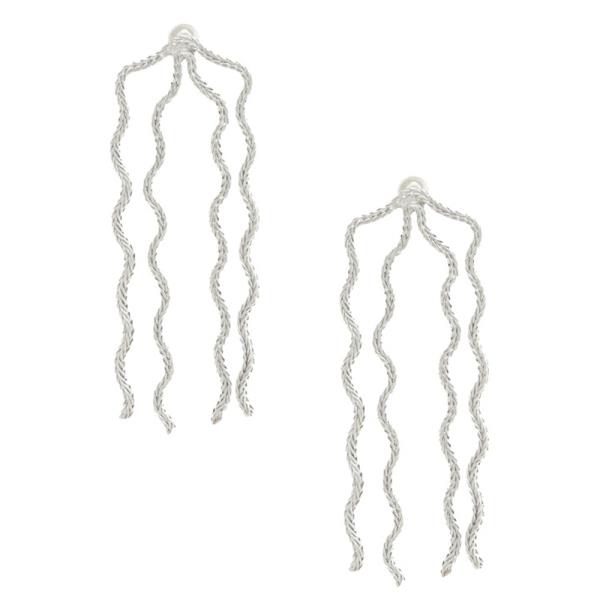 WAVY METAL DANGLE EARRING