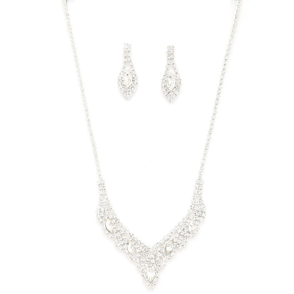 MARQUISE RHINESTONE V SHAPE NECKLACE