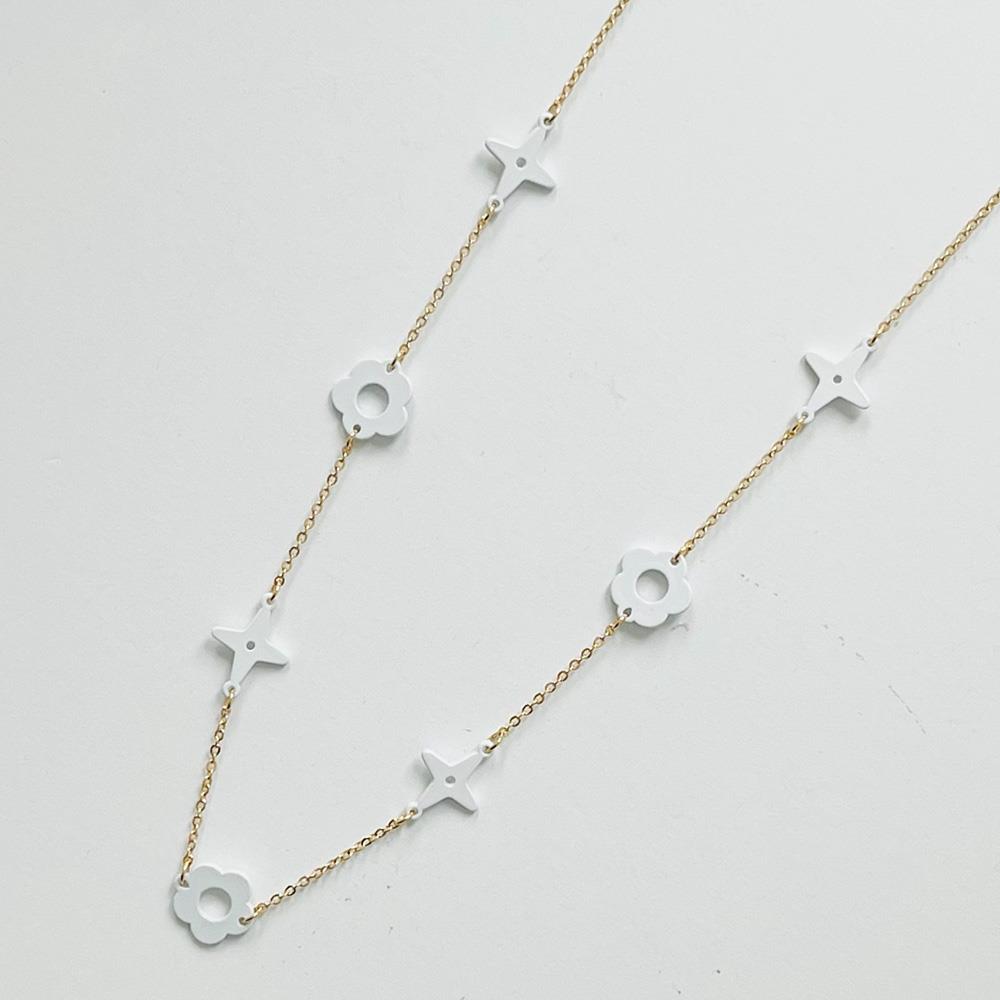 STAR FLOWER STATION NECKLACE