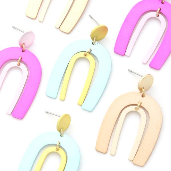 TWO TONE U SHAPE DANGLE EARRING