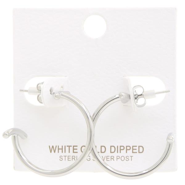 OPEN METAL HOOP EARRING