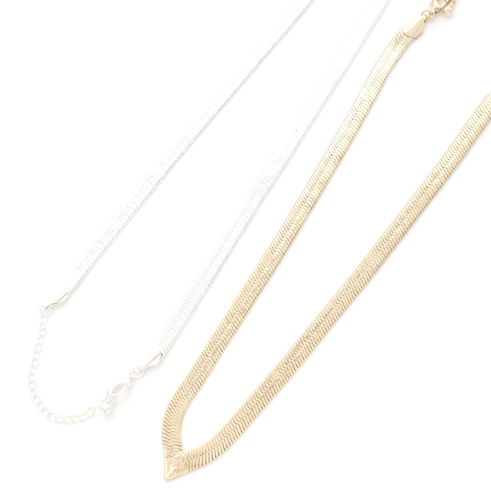 10MM WIDTH V SHAPE SNAKE CHAIN NECKLACE