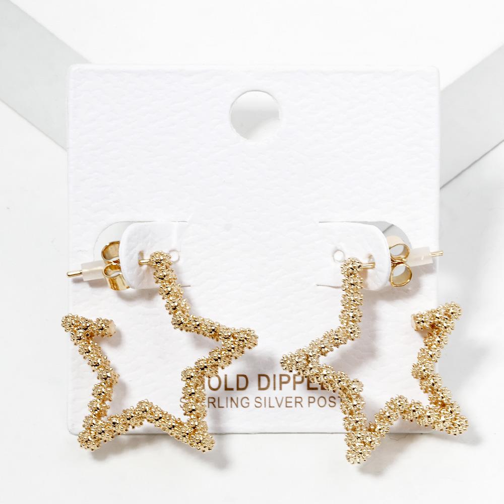 GOLD DIPPED TEXTURED OPEN STAR METAL EARRING