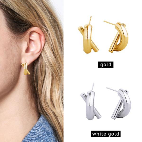 14K GOLD/WHITE GOLD DIPPED POST EARRING