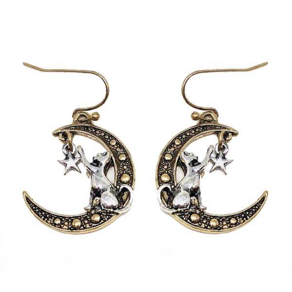 ANIMAL LOVERS THEME- CAT ON THE MOON EARRINGS