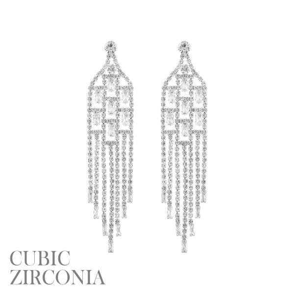 CHANDELIER EARRING